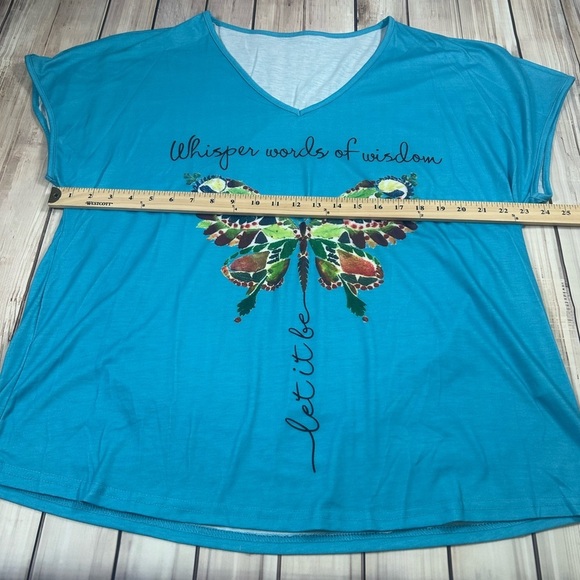 Blue Graphic Butterfly “Let it Bee” Women's VNeck Top. Size 3X - Picture 3 of 6